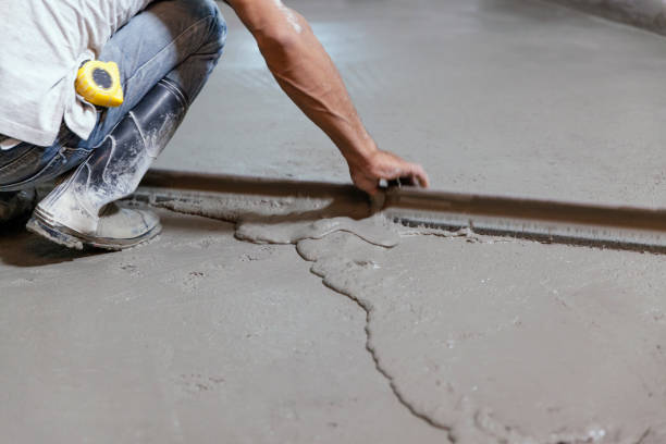 Best Concrete Removal and Replacement in Ashwaubenon, WI
