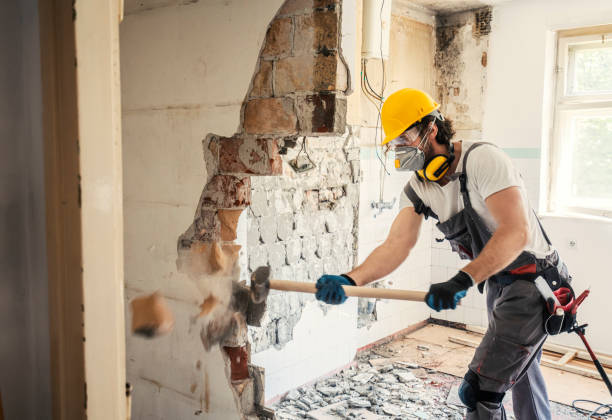 Best Concrete Sealing and Maintenance in Ashwaubenon, WI
